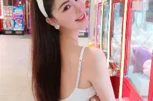 王鹤棣深夜微博回应‘小群’事件沈月道歉并晒群聊截图